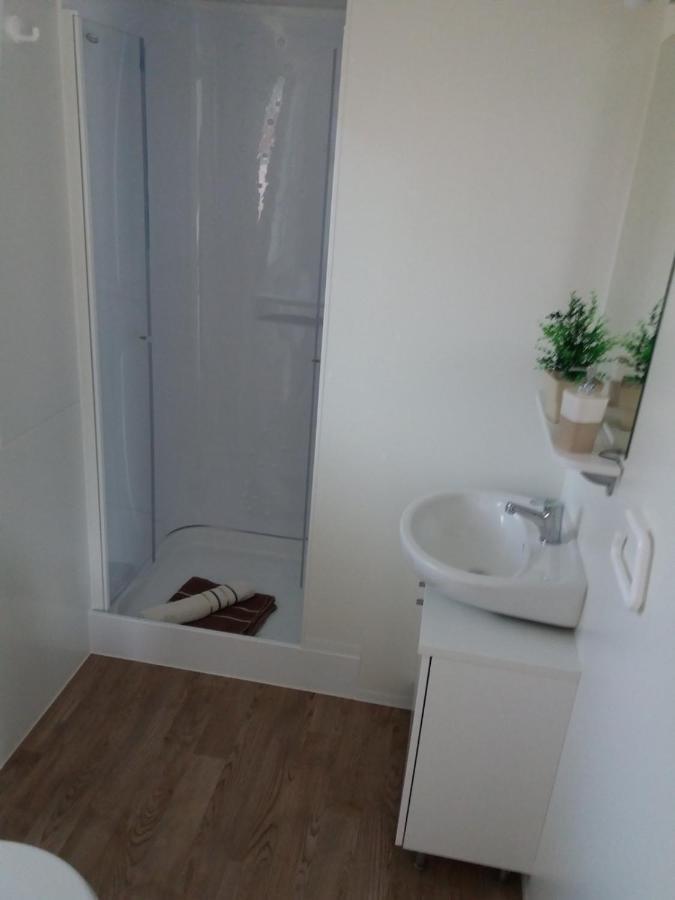 Mobile Home Lux Otok Murter Jezera Exterior photo