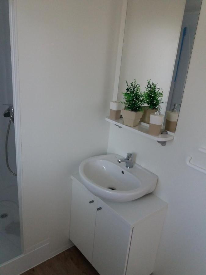 Mobile Home Lux Otok Murter Jezera Exterior photo
